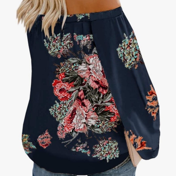 Super cute woman off shoulder floral blouse - Picture 7 of 14